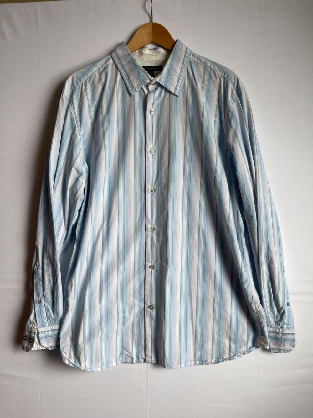 Banana Republic Men's XL 17 17.5 Blue White Striped Long Sleeve Button Up Shirt